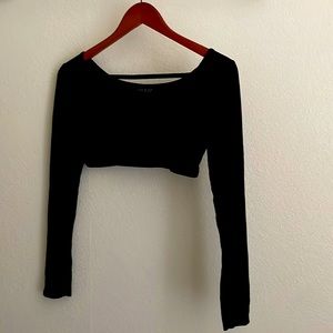 Black Long-Sleeve Crop Top